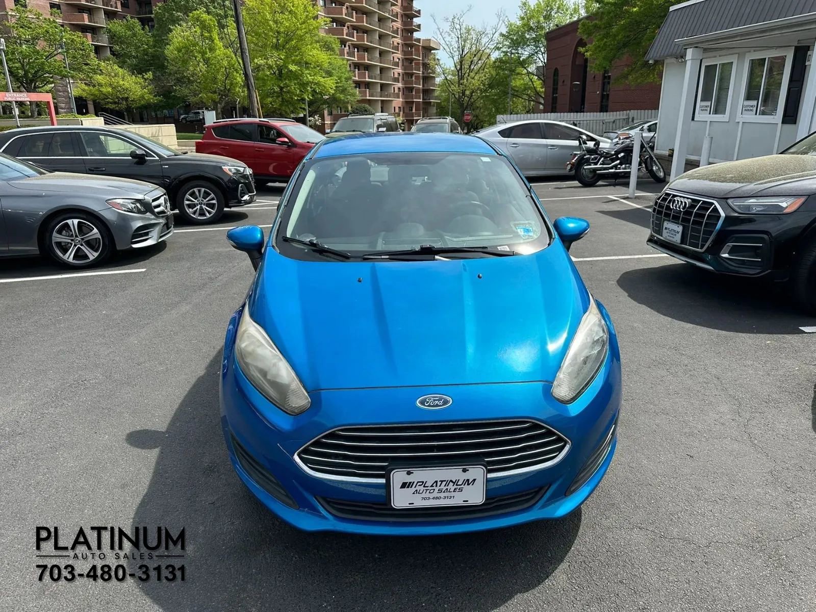 Used 2015 Ford Fiesta SE FWD image 4