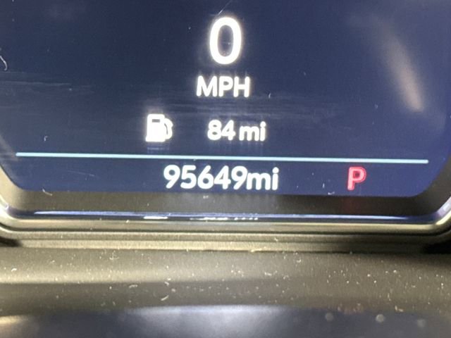 Used 2021 GMC Yukon XL AT4 w/ Technology Package image 32