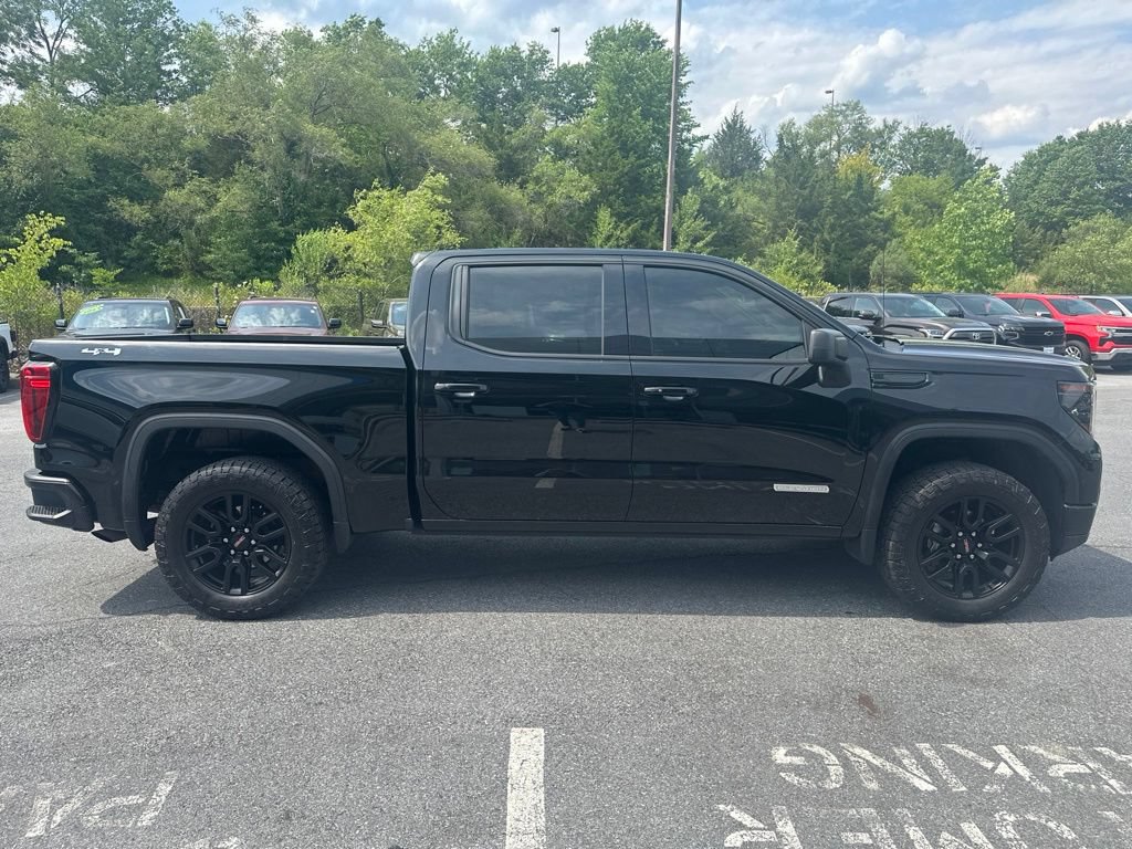 Used 2023 GMC Sierra 1500 Elevation AWD/4WD image 4