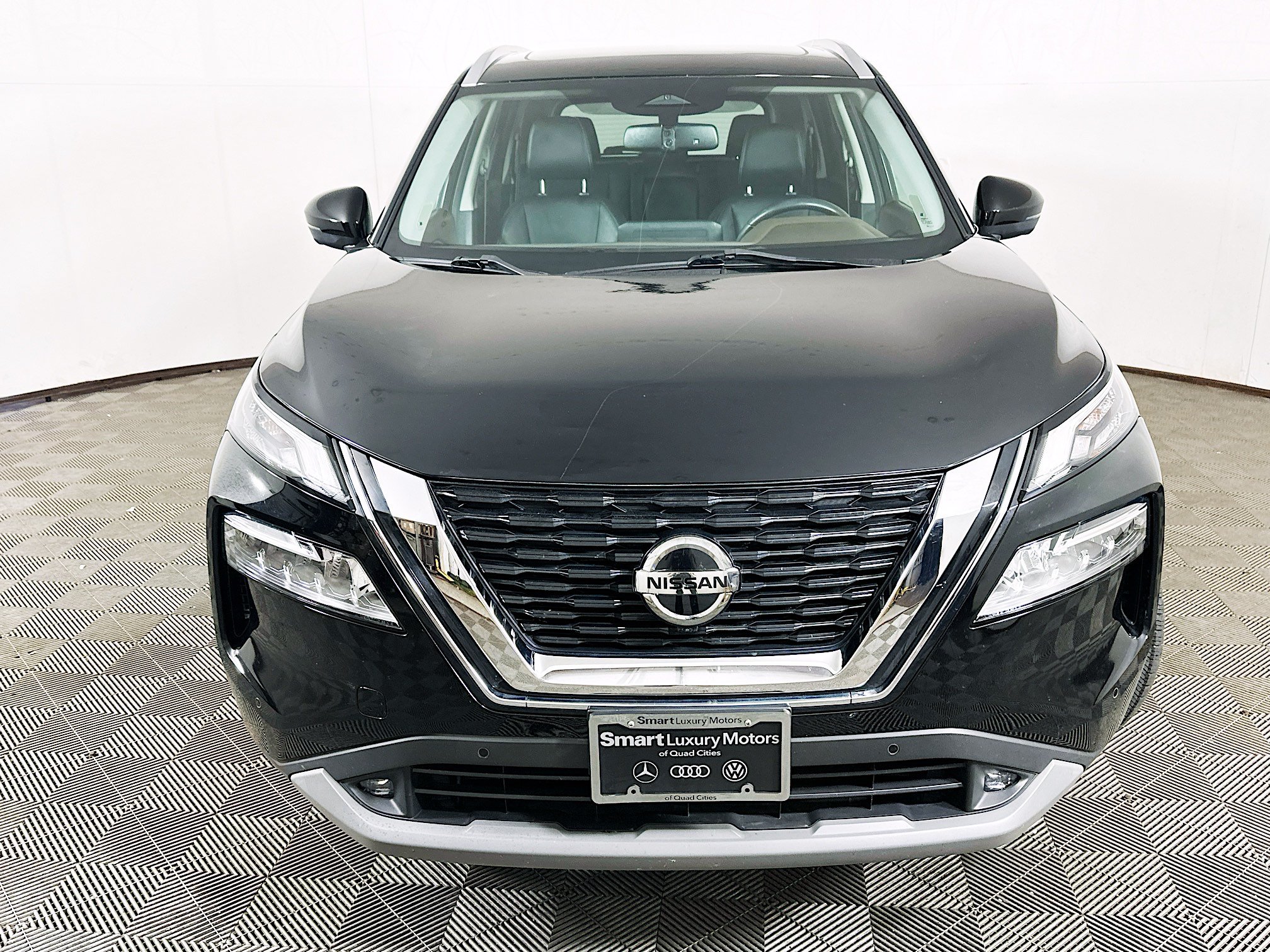 Used 2021 Nissan Rogue SL w/ Premium Package AWD/4WD image 2