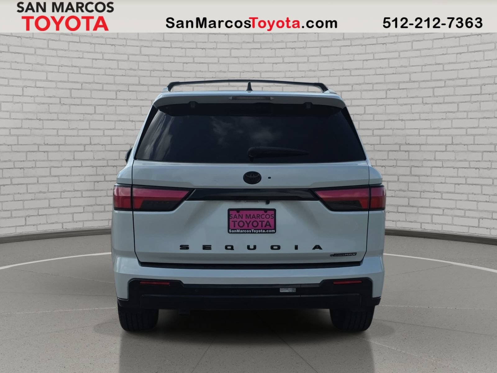 Used 2025 Toyota Sequoia Platinum AWD/4WD image 7