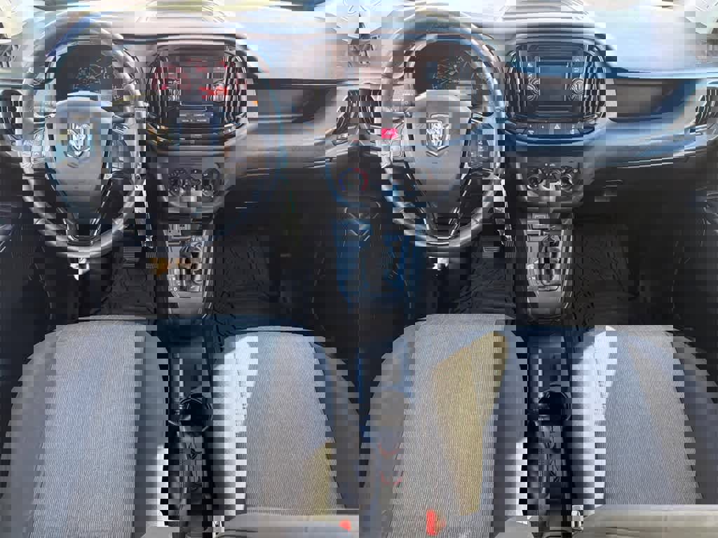 Used 2016 RAM ProMaster City Tradesman SLT w/ Rear Back-up Camera Group image 18