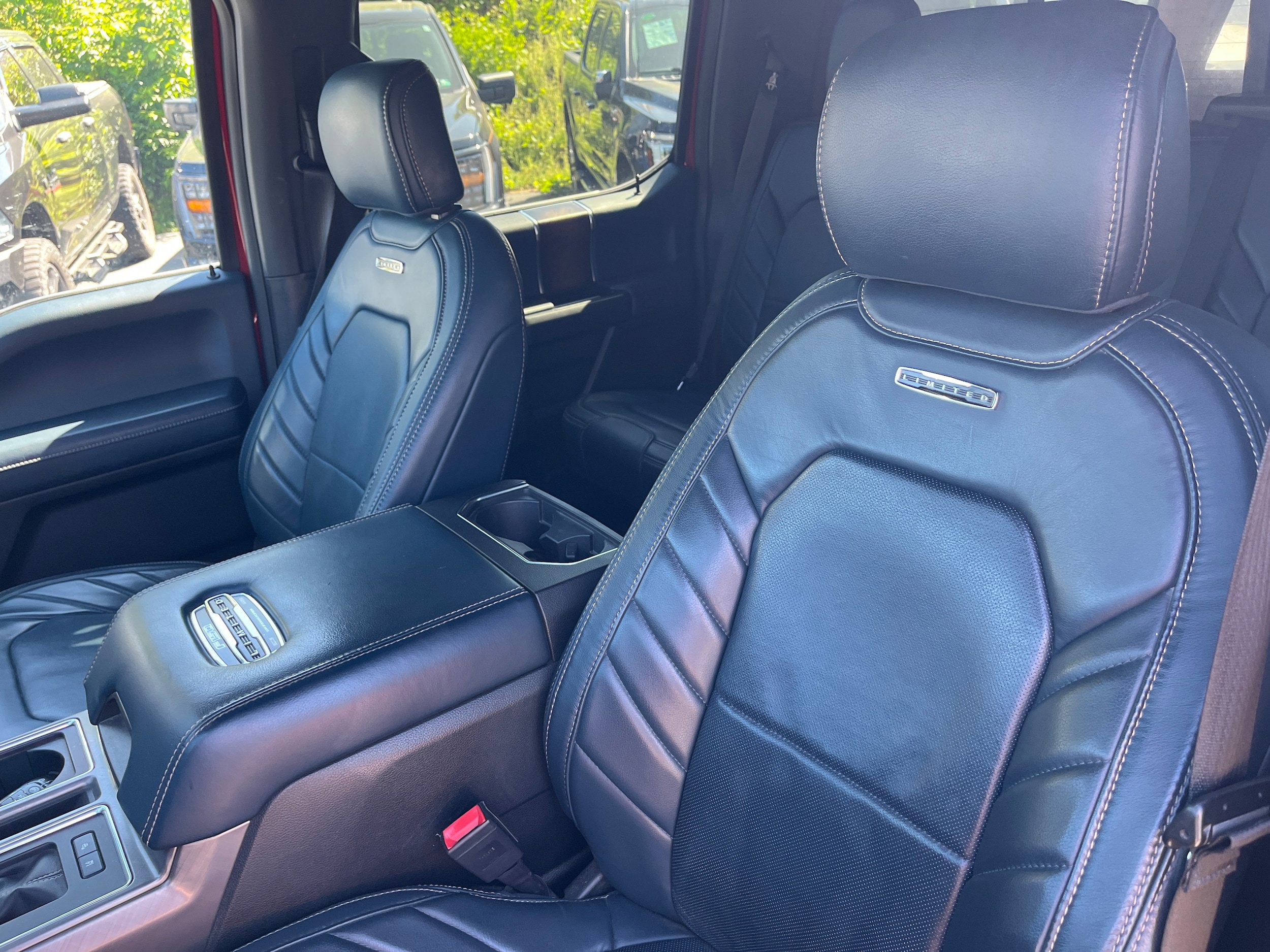 Used 2018 Ford F150 Limited AWD/4WD image 9