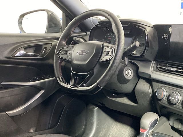 Used 2024 Chevrolet Trax RS w/ Driver Confidence Package image 10