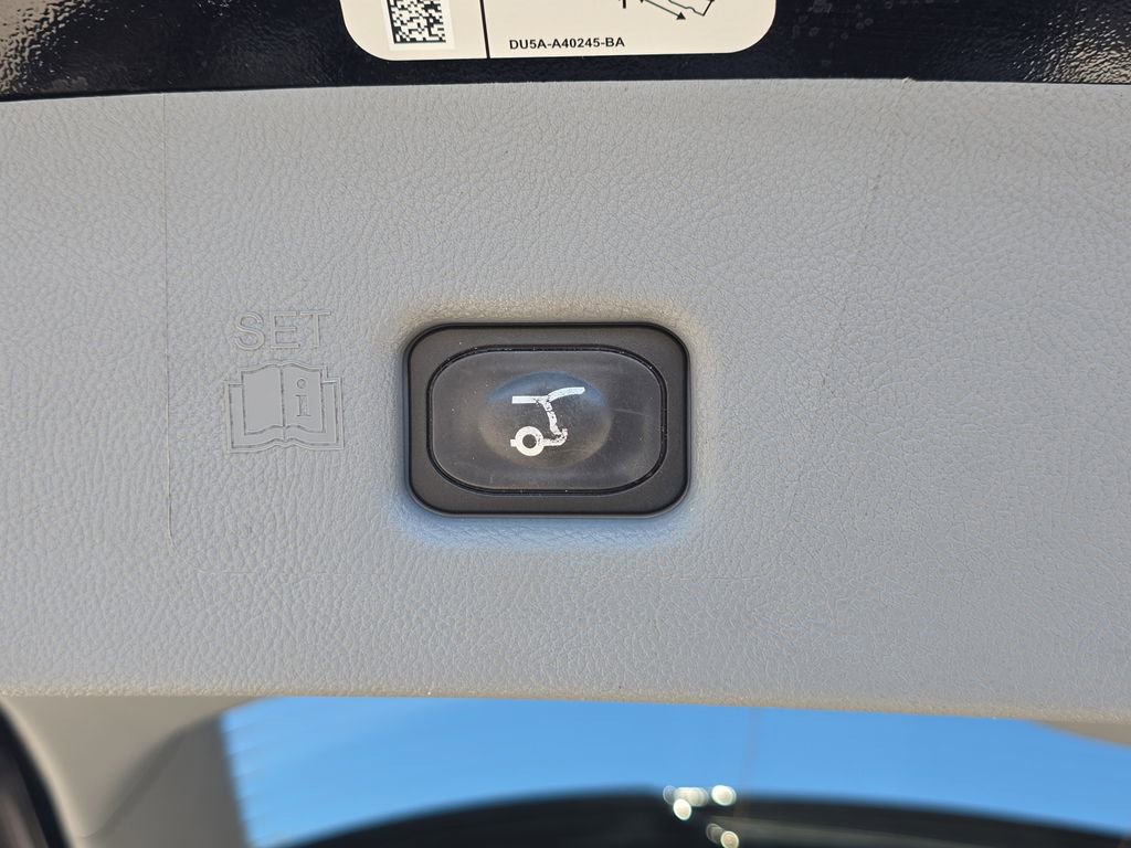 Used 2020 Lincoln Nautilus Reserve image 32