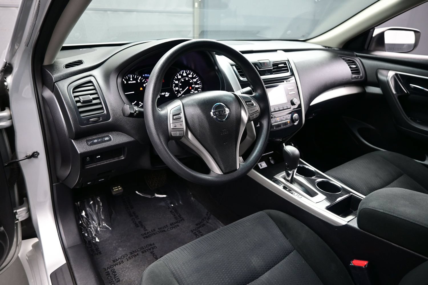 Used 2014 Nissan Altima 2.5 S w/ Display Audio Package FWD image 13