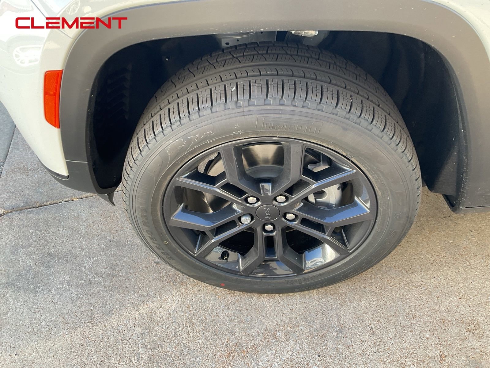 New 2025 Jeep Grand Cherokee L Limited w/ Trailer Tow Package image 6