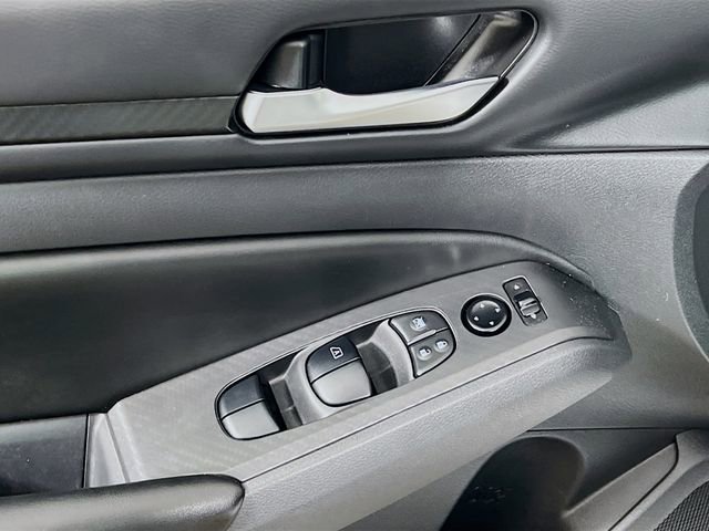 Used 2022 Nissan Altima 2.5 S image 9