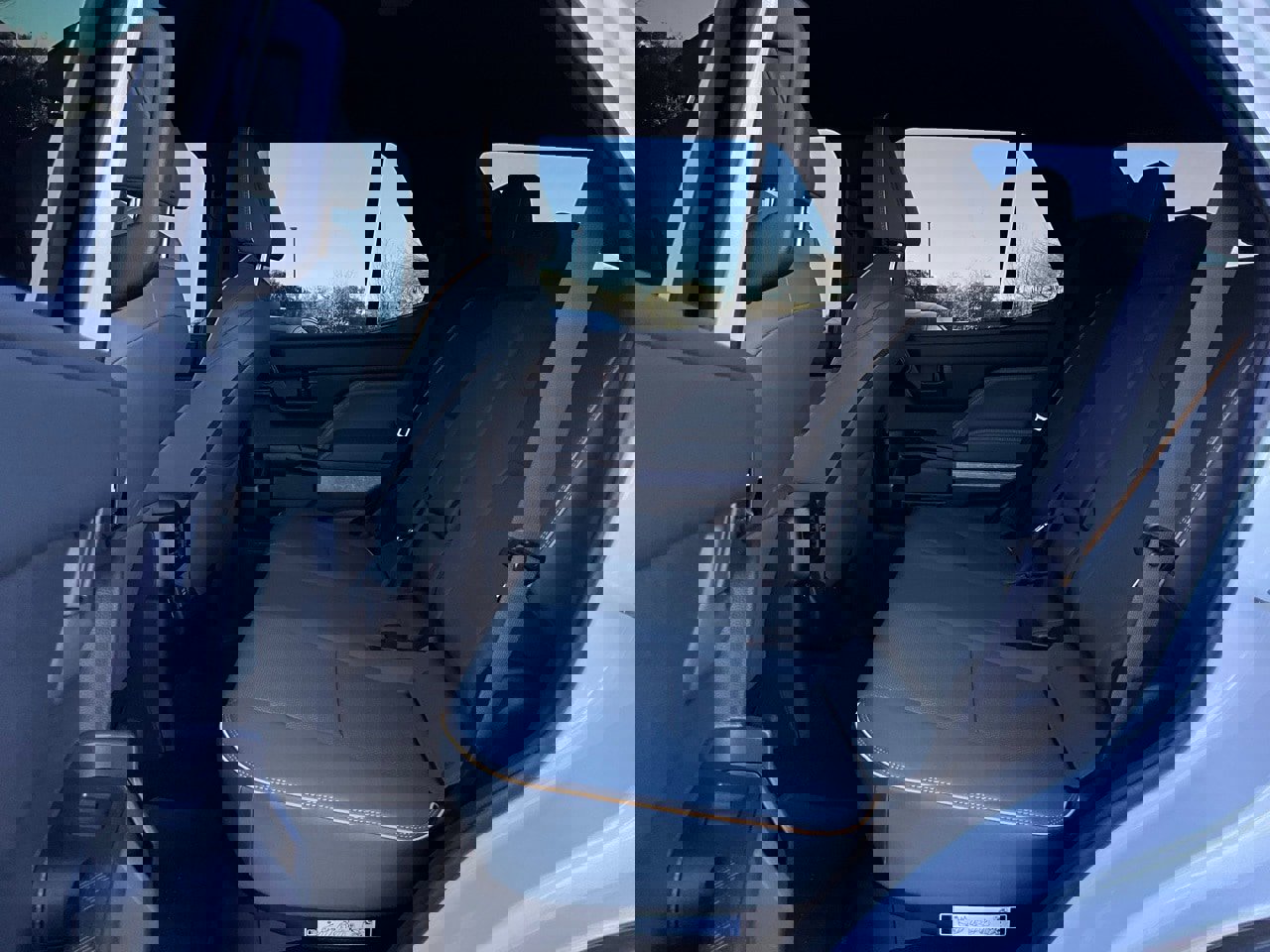 Used 2025 Toyota 4Runner Trailhunter image 18