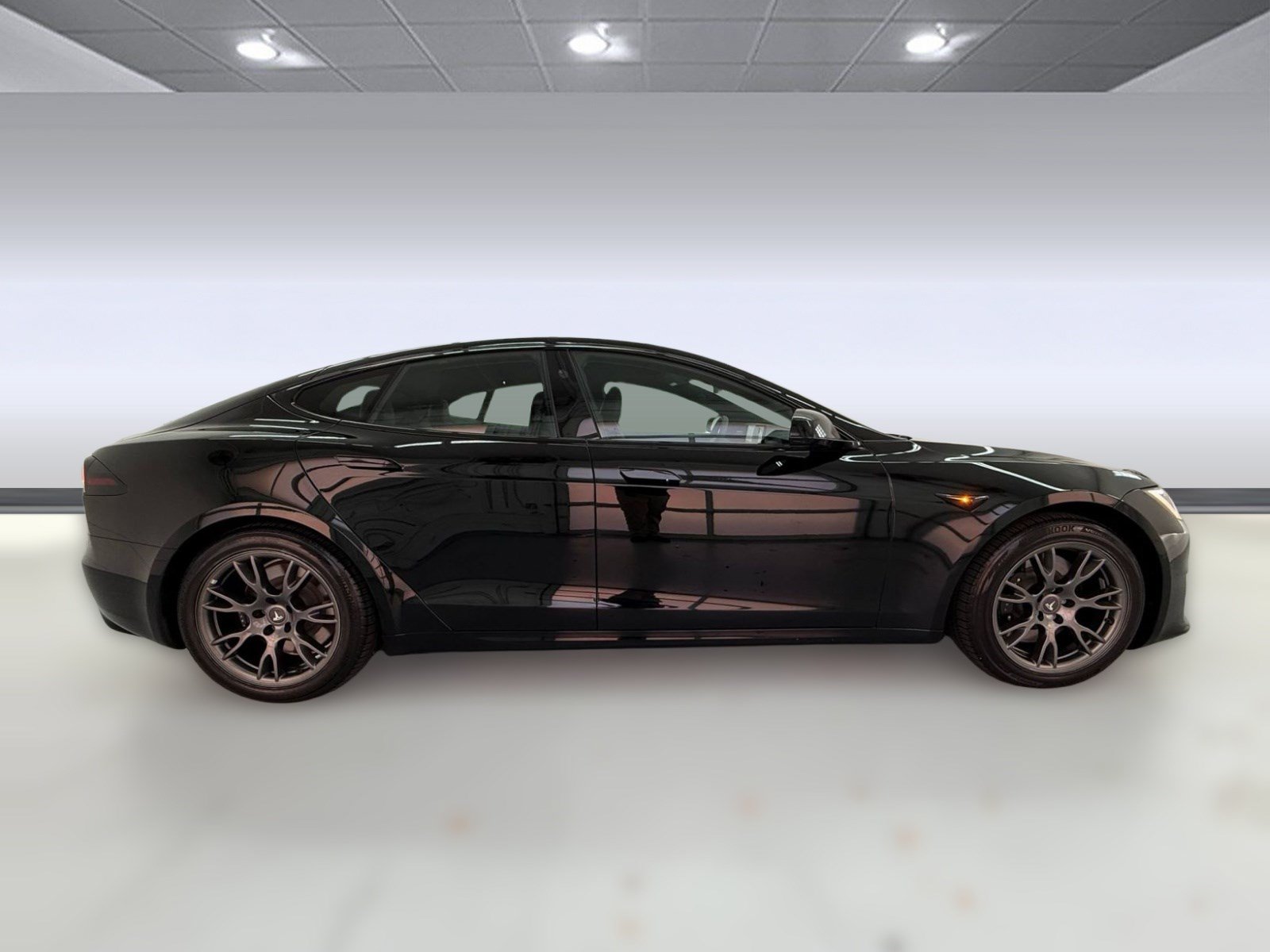 Used 2023 Tesla Model S Standard Range AWD/4WD image 7