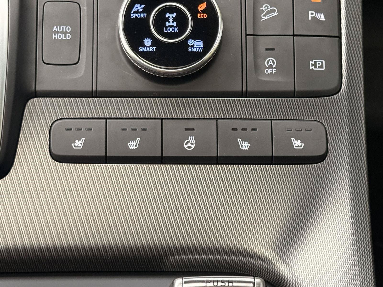 Certified 2025 Hyundai Palisade Calligraphy AWD/4WD image 32