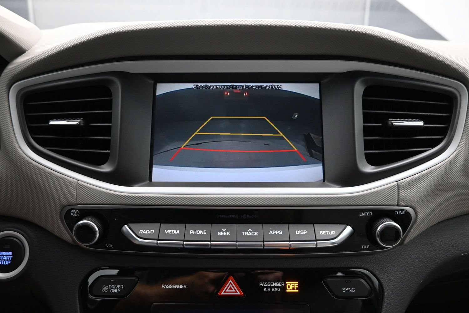 Used 2018 Hyundai Ioniq Blue FWD image 30
