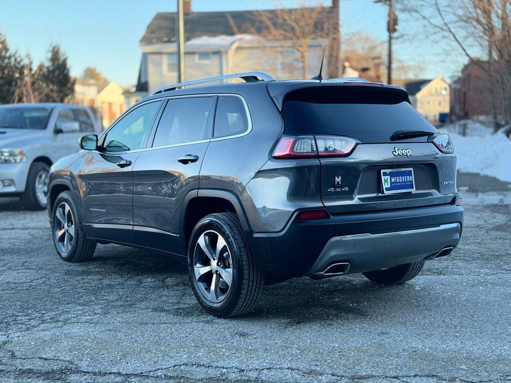 Used 2019 Jeep Cherokee Limited w/ Luxury Group image 4