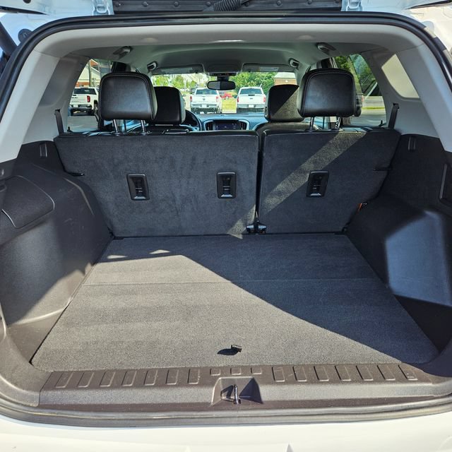 Used 2024 GMC Terrain SLT AWD/4WD image 37