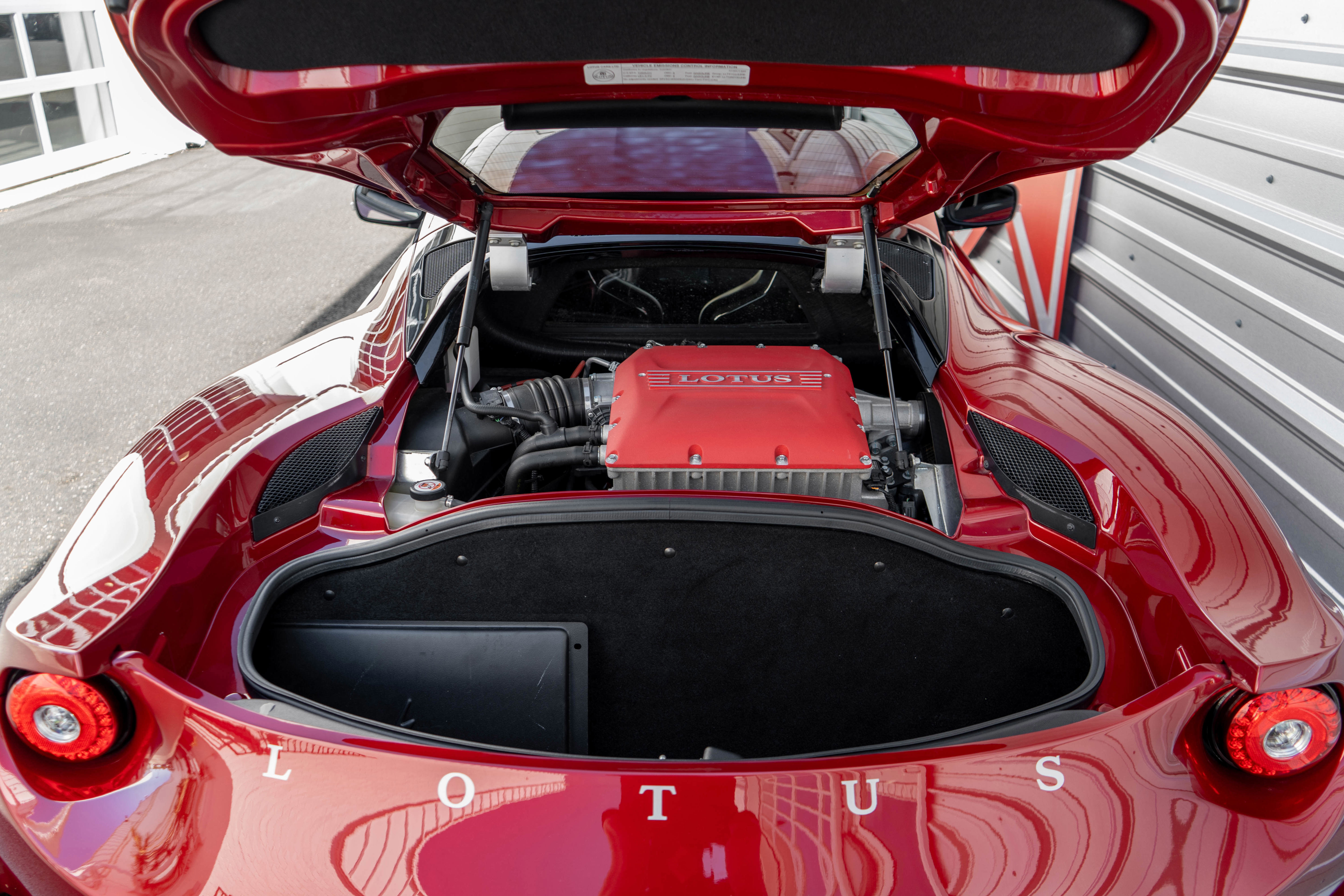 Used 2020 Lotus Evora RWD image 34