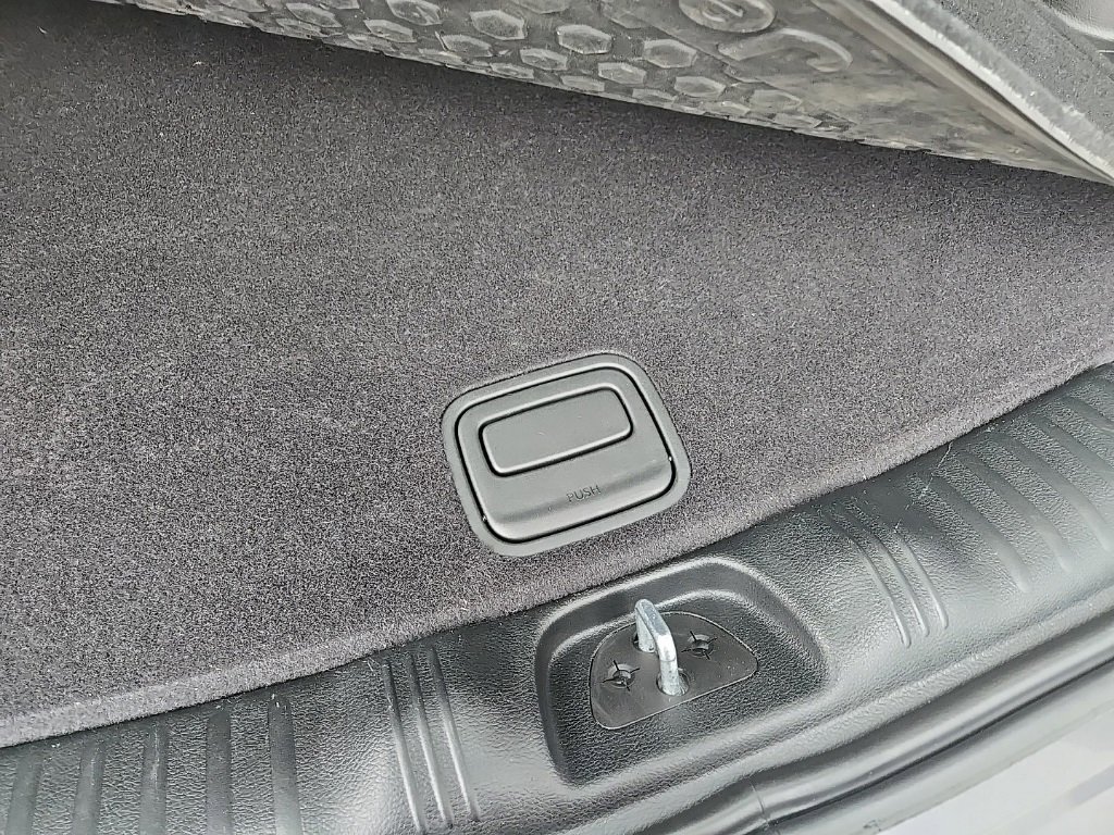 Used 2024 Jeep Compass Limited w/ Elite Group image 90