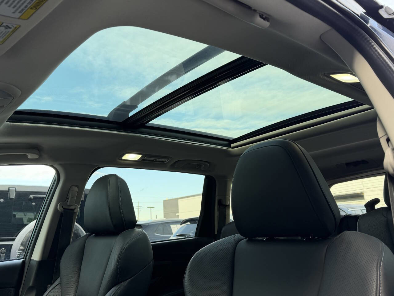 Used 2024 Subaru Ascent Limited w/ Technology Package image 15