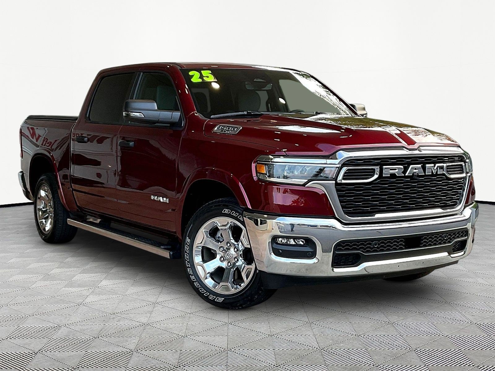 Used 2025 RAM 1500 Big Horn AWD/4WD image 3