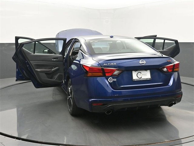 Used 2023 Nissan Altima 2.5 SR image 56