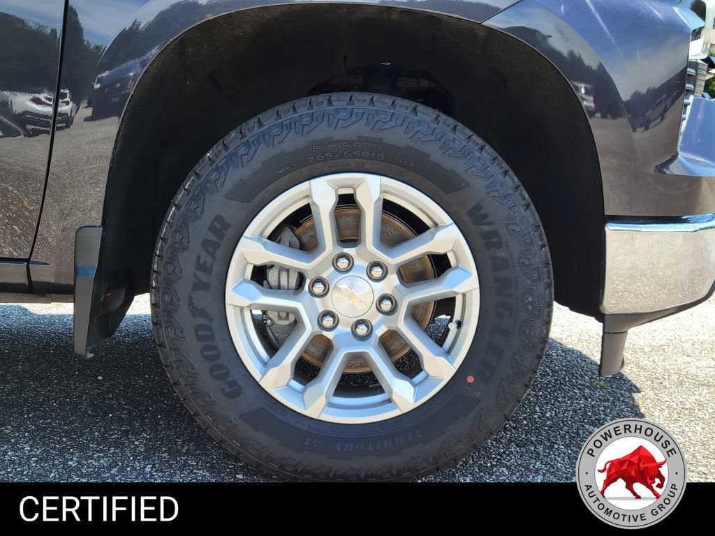 Used 2022 Chevrolet Silverado 1500 LT AWD/4WD image 12