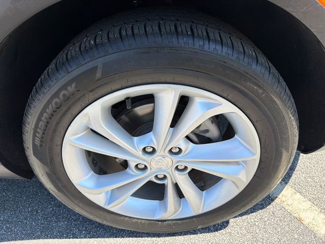 Used 2023 Buick Encore GX Preferred w/ Cold Weather Comfort Package image 12