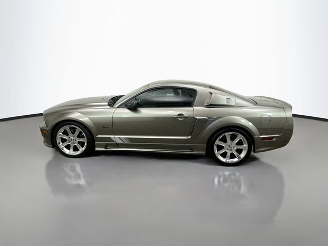 Used 2005 Ford Mustang GT RWD image 4