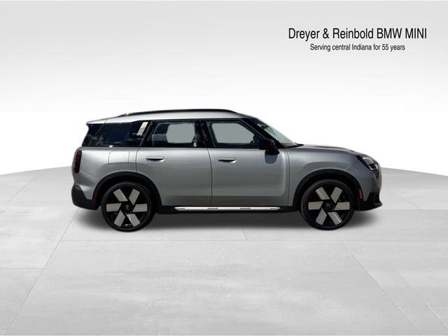 Used 2025 MINI Cooper Countryman S video 2