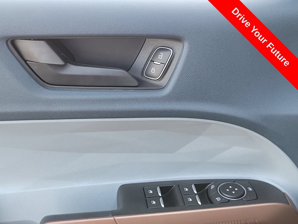 Used 2022 Ford Maverick Lariat w/ Lariat Luxury Package FWD image 13
