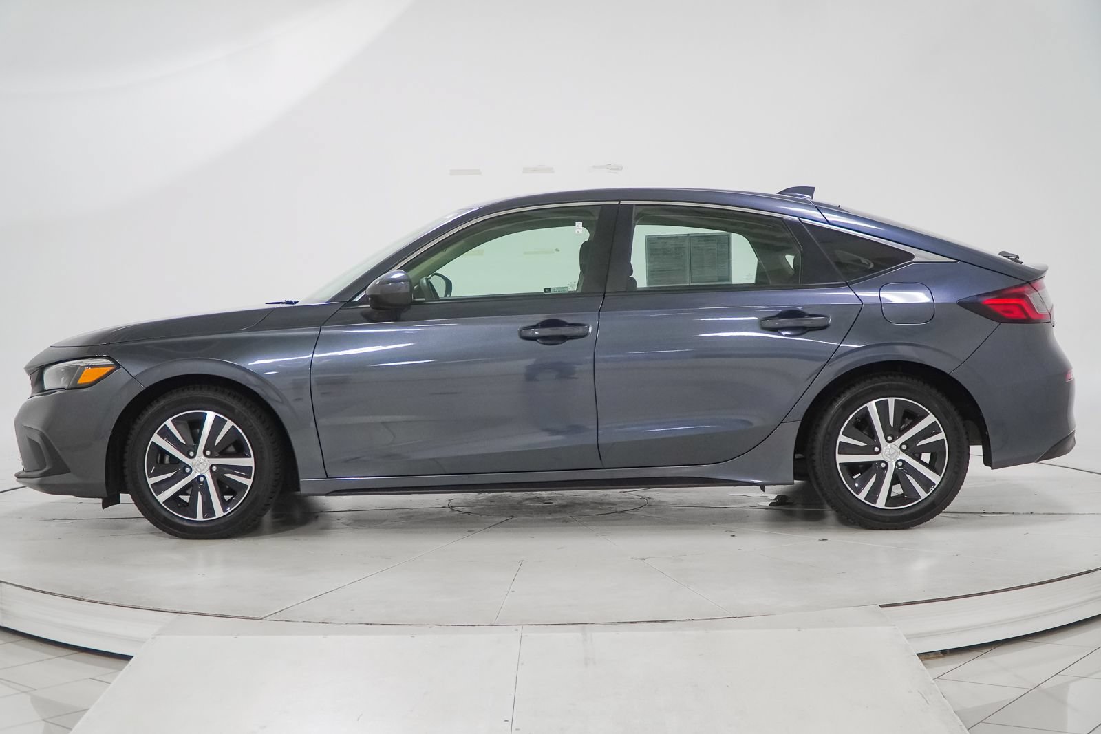 Used 2023 Honda Civic LX image 6