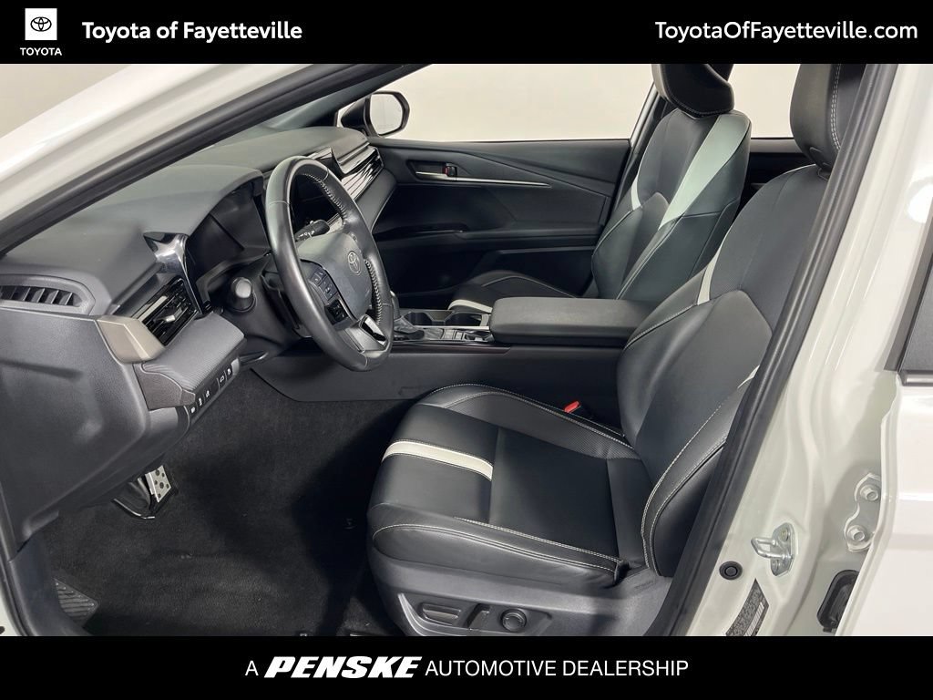 Certified 2025 Toyota Camry SE FWD image 21