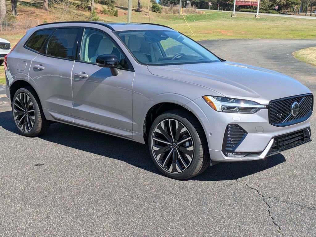 Used 2026 Volvo XC60 B5 Ultra w/ Protection Package Premier AWD/4WD image 3