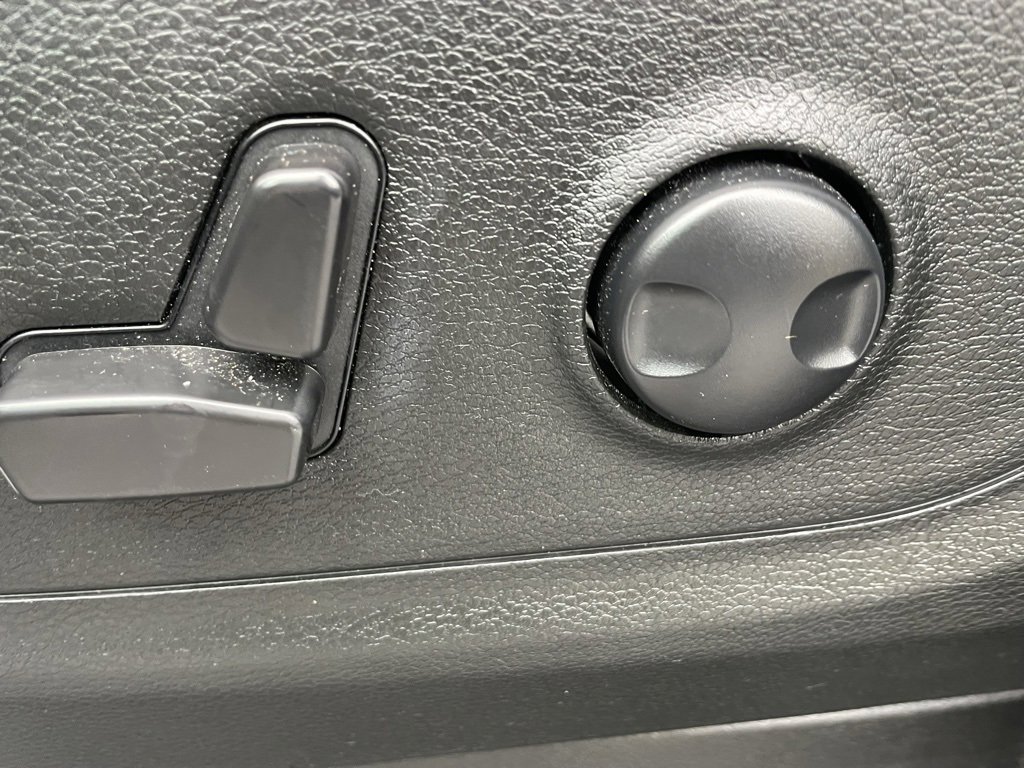 Used 2023 RAM 1500 Big Horn image 31