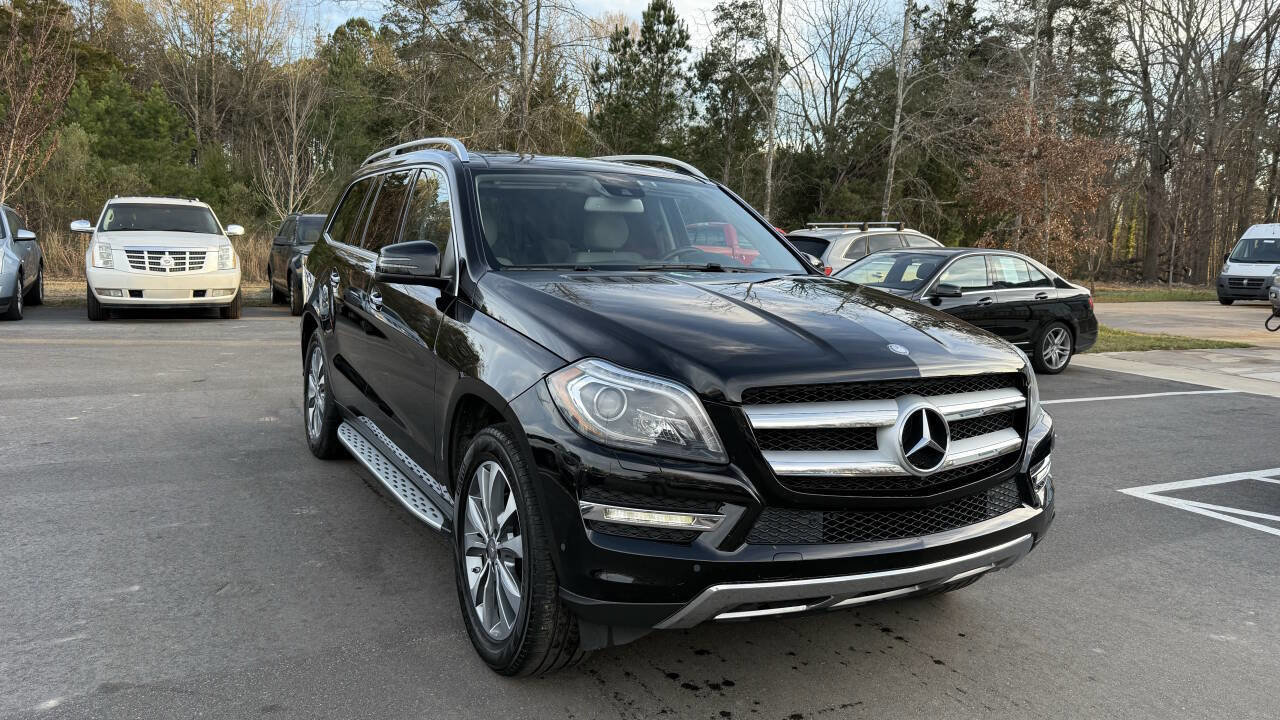 Used 2016 Mercedes-Benz GL 450 GL 450 4MATIC AWD 4dr SUV w/ Premium I Package image 1