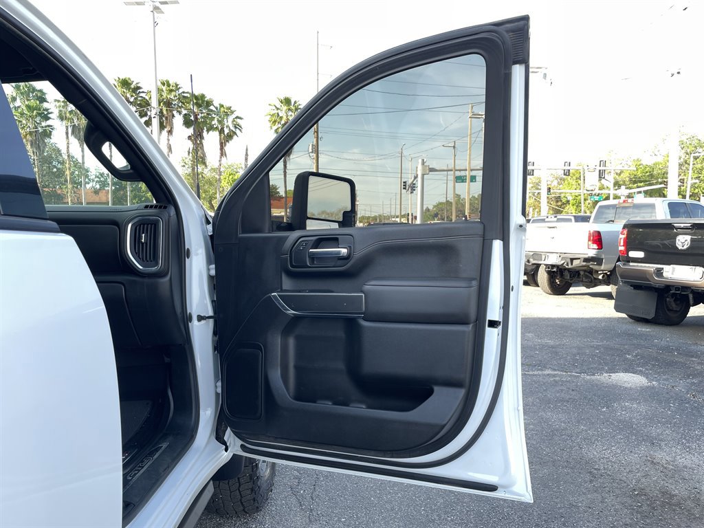 Used 2022 GMC Sierra 2500 AT4 image 40