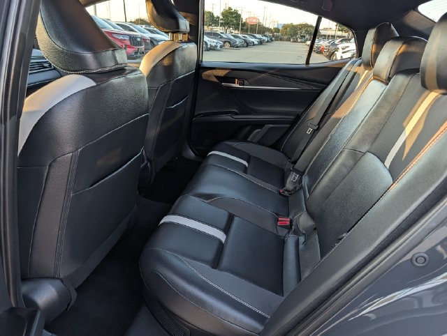 Used 2025 Toyota Camry SE FWD image 27