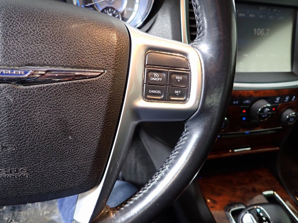 Used 2012 Chrysler 300 Limited image 19