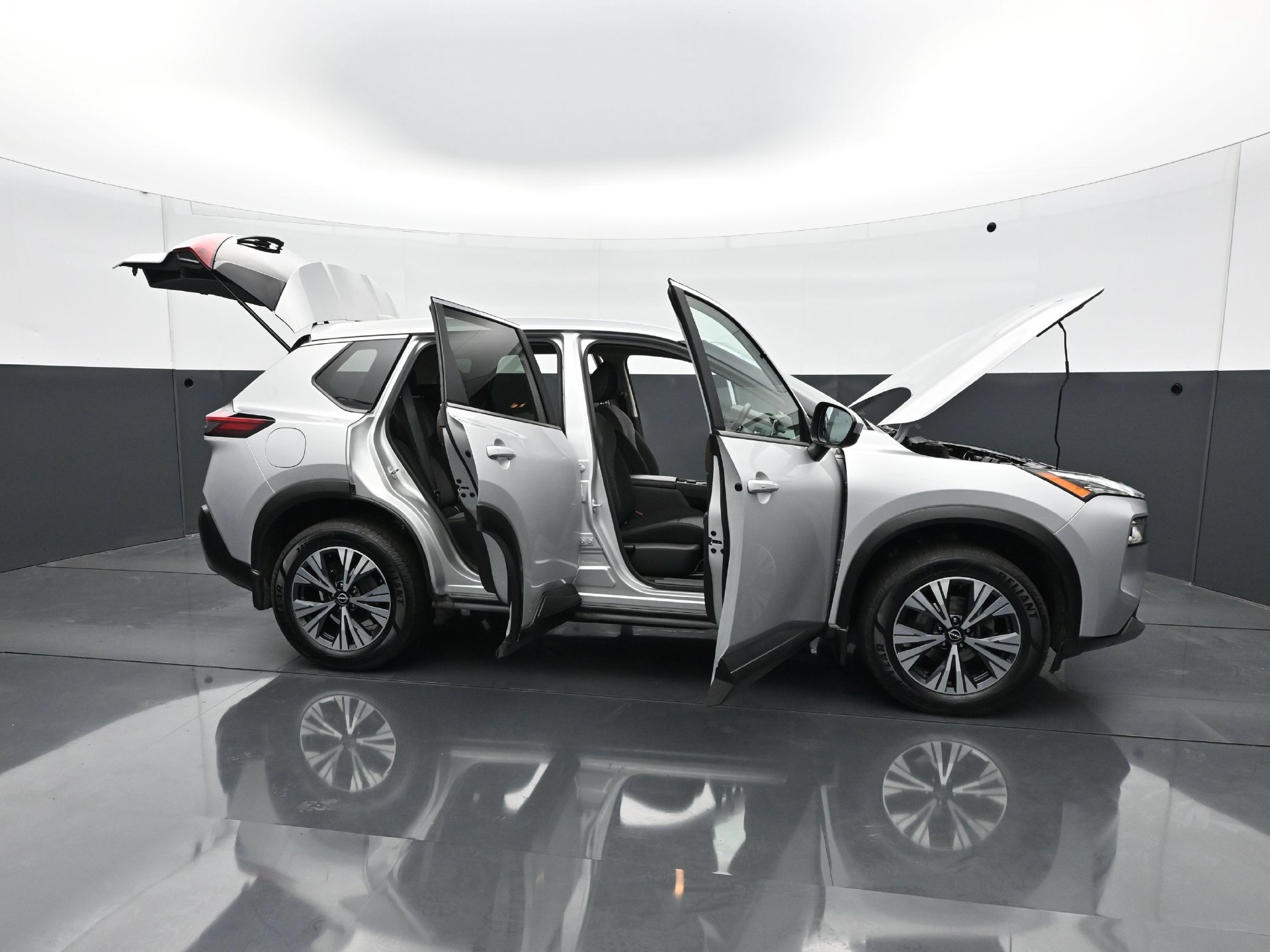 Used 2023 Nissan Rogue SV AWD/4WD image 36