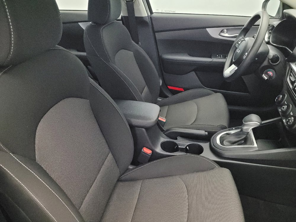 Used 2023 Kia Forte LXS image 21
