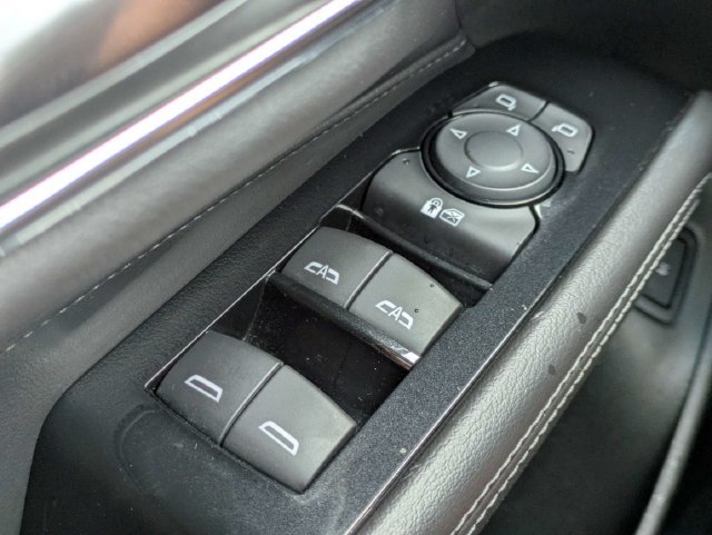 Used 2023 Cadillac CT4 Luxury w/ Sun And Sound Package RWD image 23