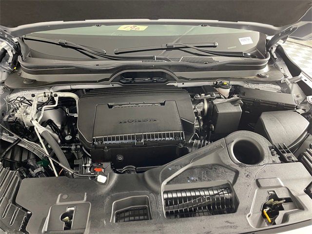 Certified 2025 Honda Pilot Touring image 24