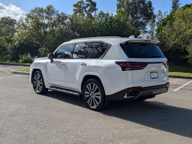 New 2026 Lexus LX 700h Luxury image 8