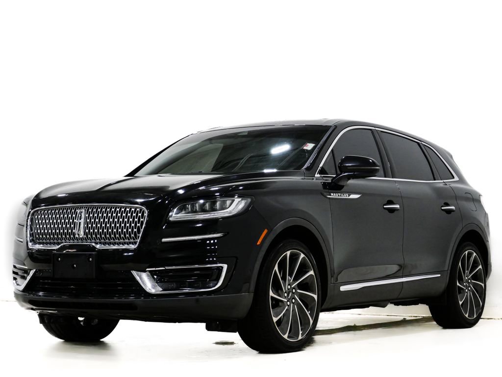 Used 2020 Lincoln Nautilus Reserve w/ Equipment Group 202A image 3