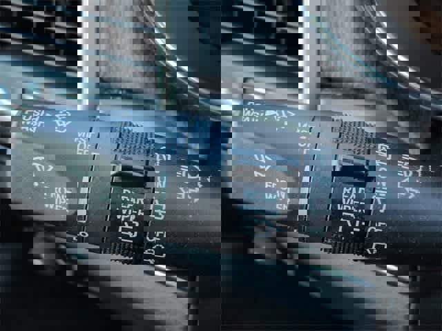 Used 2021 Jeep Grand Cherokee Limited w/ Premium Lighting Group image 27