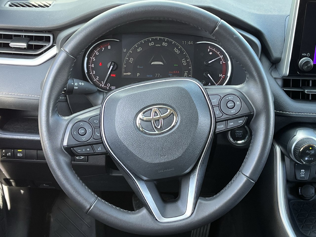 Used 2024 Toyota RAV4 XLE Premium FWD image 11