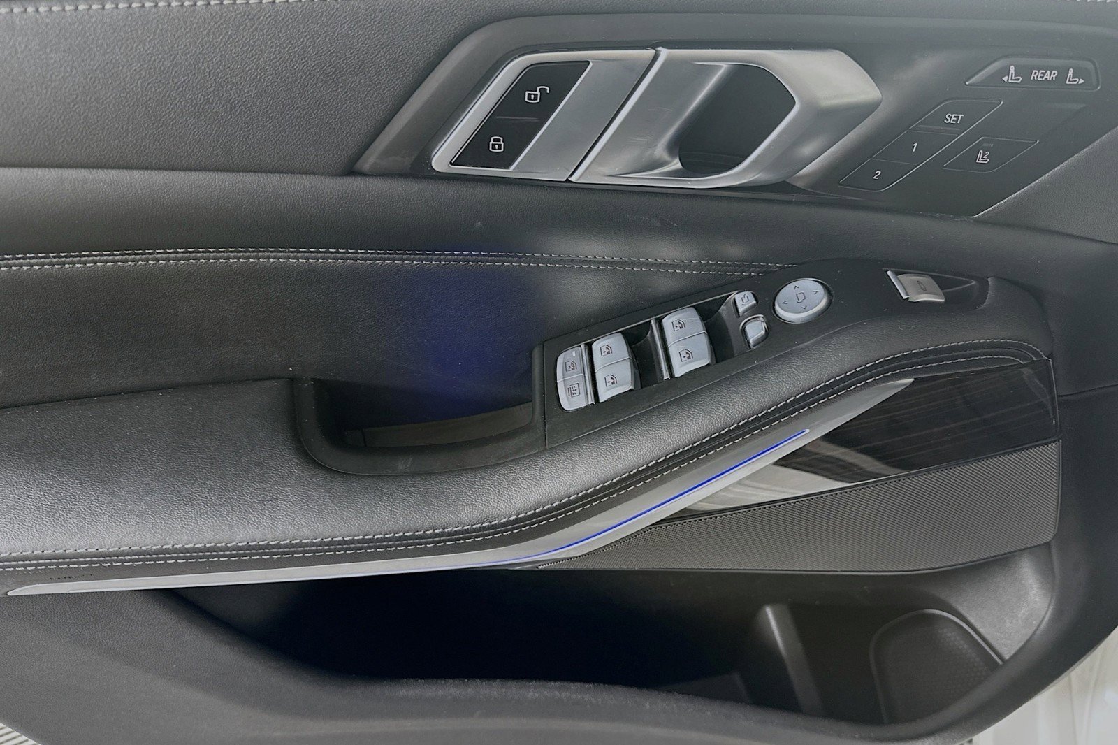 Used 2023 BMW X7 xDrive40i image 22