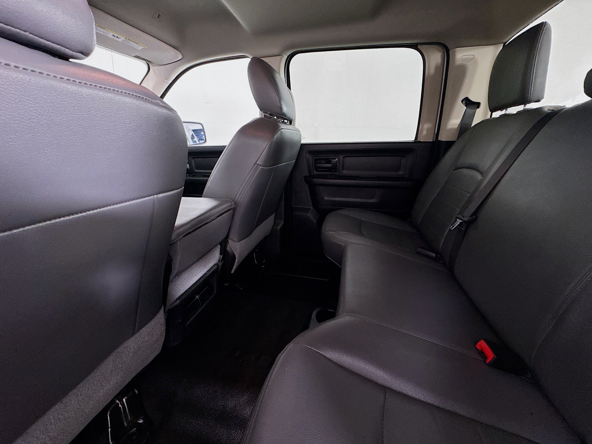 Used 2018 RAM 1500 Tradesman RWD image 22