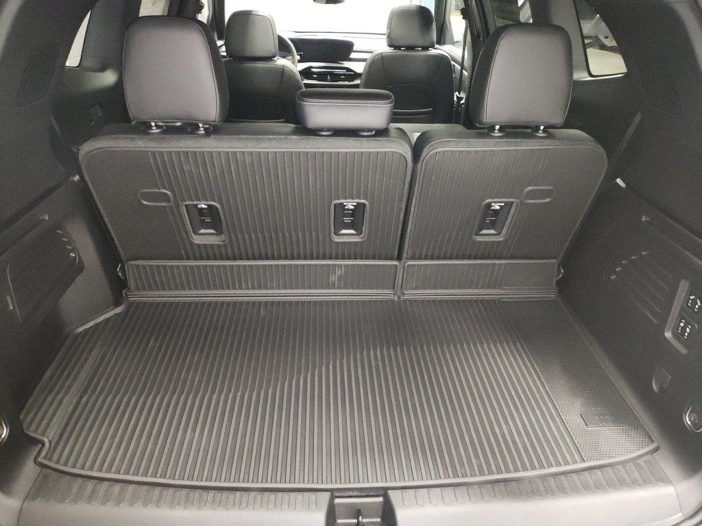 New 2026 Buick Enclave Sport Touring w/ Power Package image 16