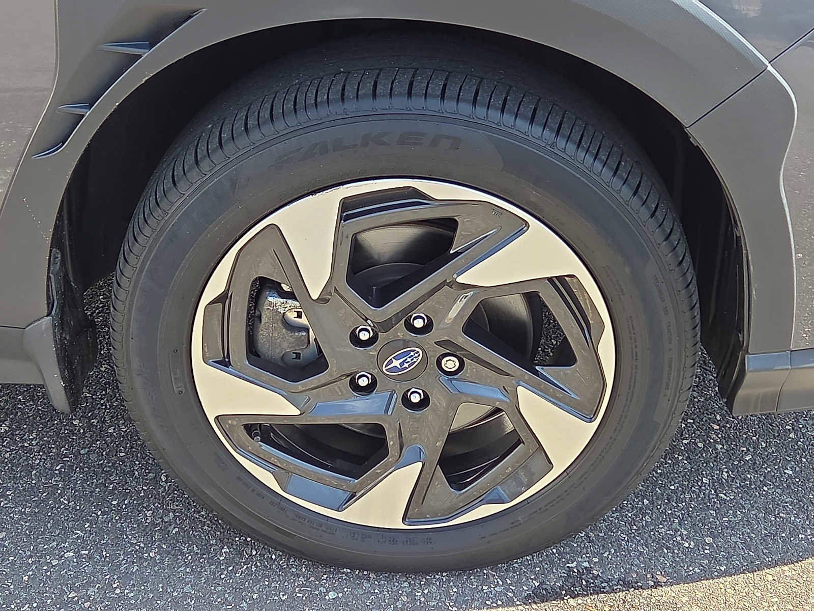 Used 2024 Subaru Crosstrek 2.5i Limited image 8