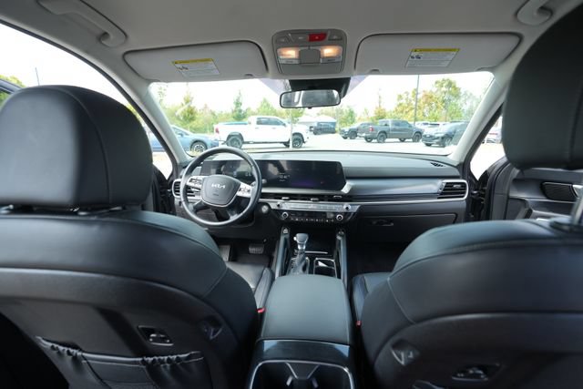Used 2023 Kia Telluride S FWD image 24