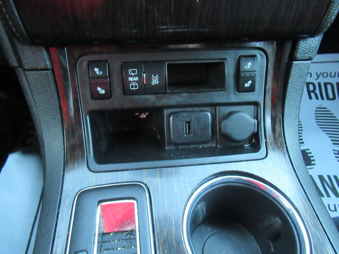 Used 2015 Chevrolet Traverse LT image 27